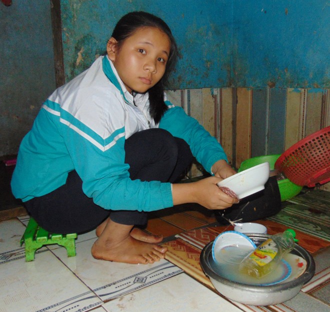 Đọt chuối non trong nghịch cảnh - ảnh 1