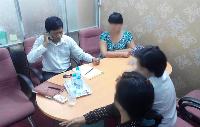 Mong manh vợ chồng thời công nghệ số - ảnh 2