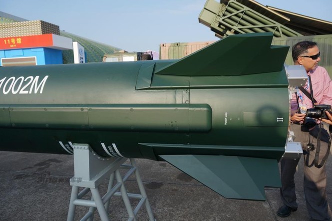 Trung Quốc tung ảnh tên lửa M20, Nga nghi sao chép Iskander - ảnh 6