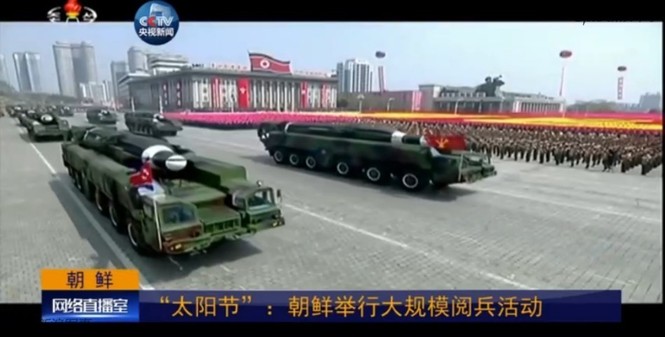 Triều Tiên phô trương hàng loạt tên lửa đạn đạo trong lễ duyệt binh - ảnh 8