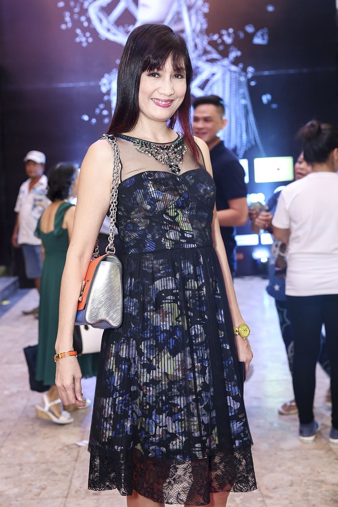 Vợ chồng Thu Minh bất ngờ 'đột nhập' show diễn của Mr. Đàm - ảnh 9