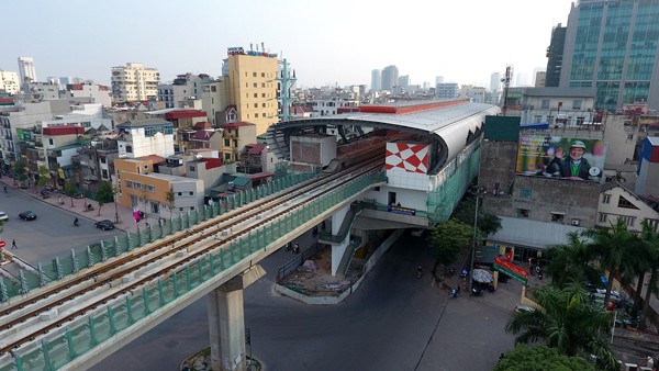 Tuyến đường sắt Cát Linh - Hà Đông nhìn từ trên cao - ảnh 2