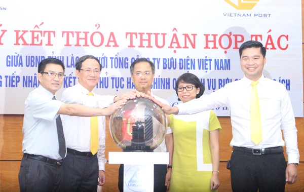 Ký kết thỏa thuận hợp tác giữa UBND tỉnh Lào Cai và VNPOST - ảnh 2
