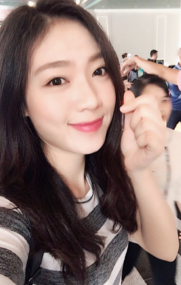 Nữ sinh Quảng Bình học giỏi, xinh đẹp khiến bao chàng trai ngẩn ngơ - ảnh 9