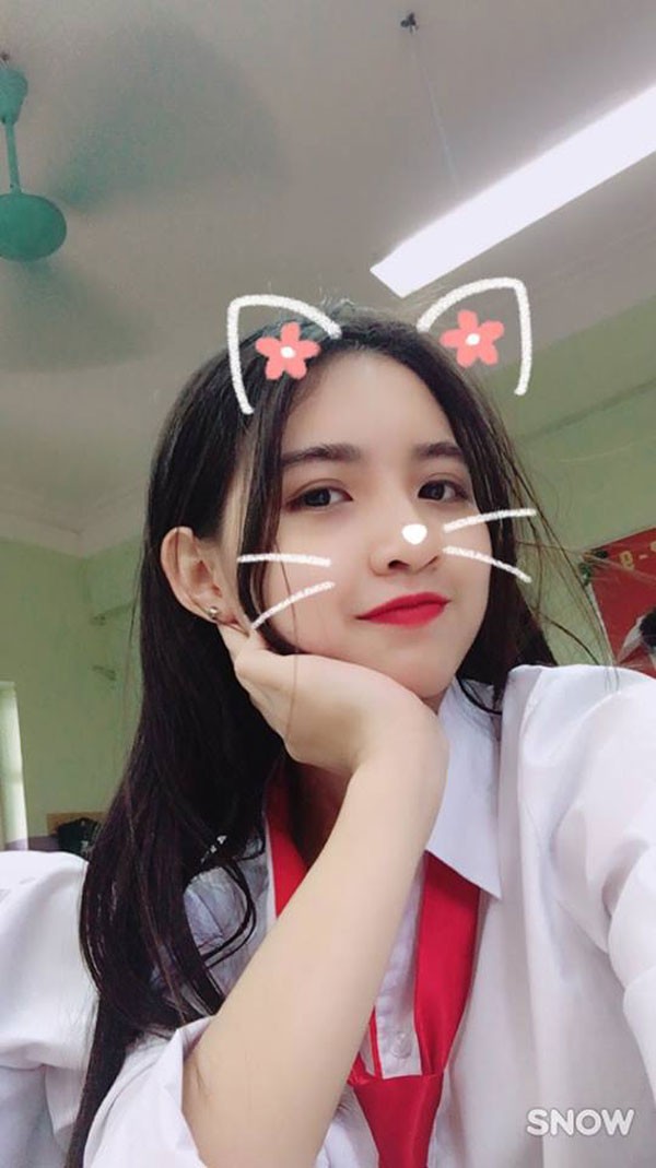 Nữ sinh chuyên Anh và nụ cười răng khểnh khiến dân mạng nổi sóng - ảnh 5