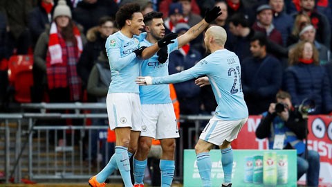Chào nhà siêu vô địch Man City - ảnh 1