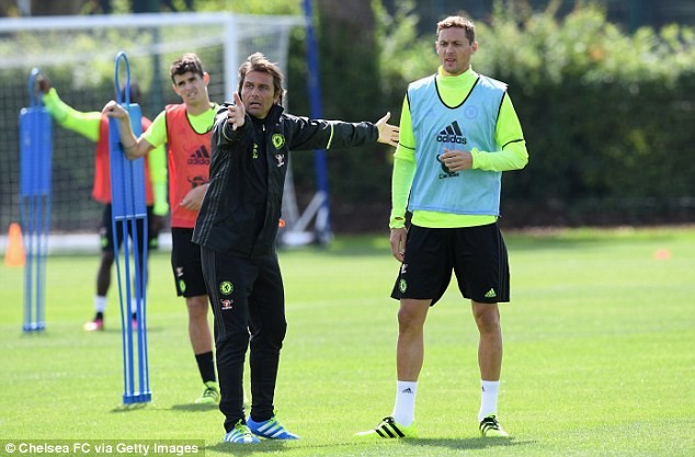 HLV Conte 'thổi lửa' cho Chelsea ngay ngày ra mắt - ảnh 6