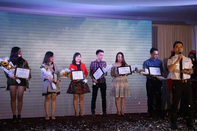 Khi những mối quan hệ ảo tạo ra giá trị hưởng thụ trong cuộc sống thực - ảnh 1