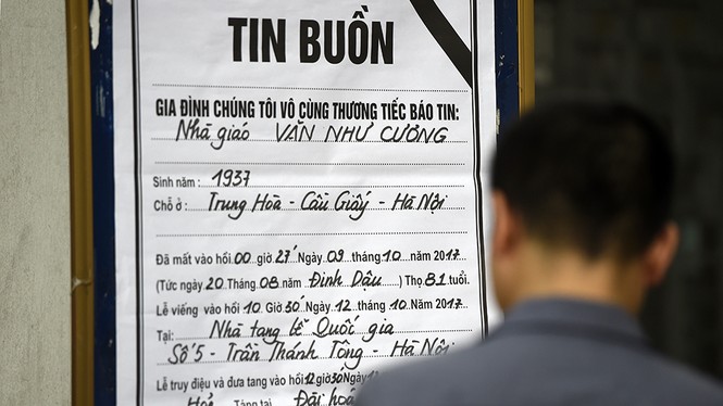 Những giọt nước mắt tiếc thương trong đám tang thầy Văn Như Cương - ảnh 1