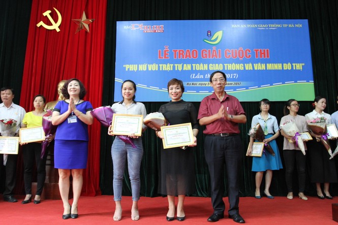 'Tâm thư' về 141 đoạt giải Nhất cuộc thi viết của báo Phụ nữ Thủ đô - ảnh 1