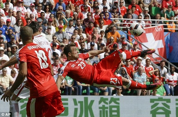 Chiêm ngưỡng 10 siêu phẩm bàn thắng ở EURO 2016 - ảnh 5
