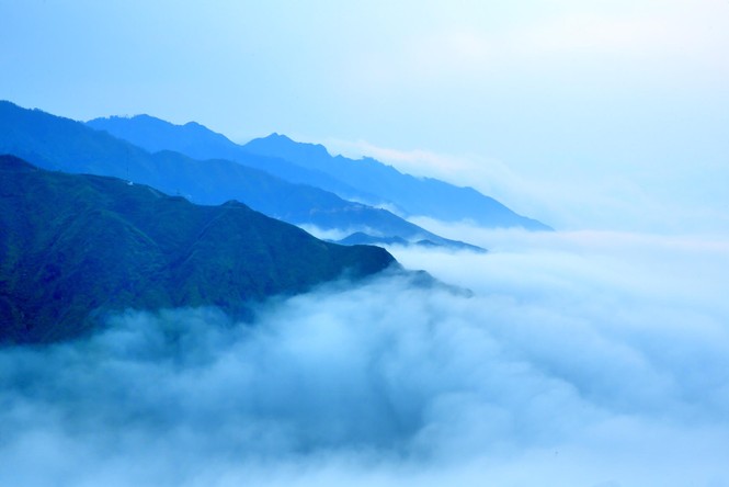 Săn mây trên 'lưng khủng long' Tà Xùa - ảnh 14