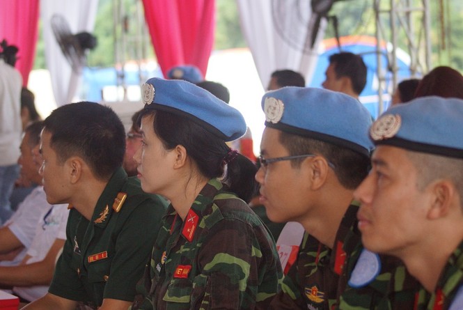 Nữ sĩ quan Việt Nam đầu tiên đi gìn giữ hòa bình Liên hợp quốc - Ảnh 4.