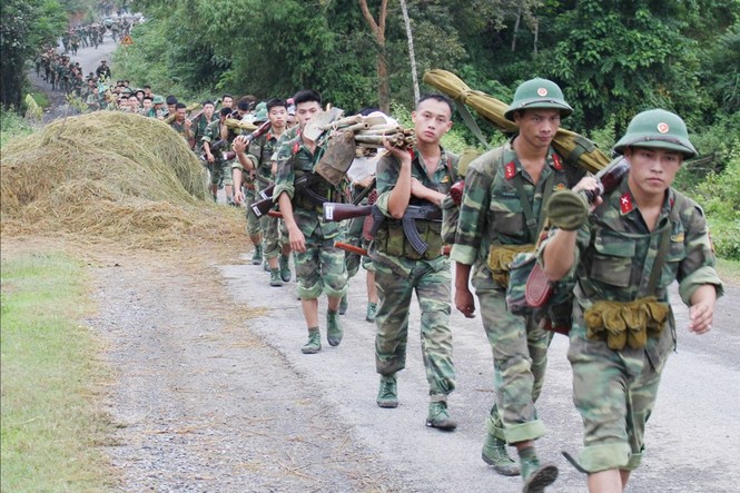 Một ngày cùng các đơn vị bộ binh hành quân vào trận địa - Ảnh 6.