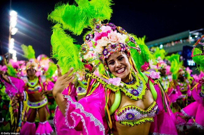 Nóng bỏng lễ hội Rio Carnival ở Brazil - ảnh 2