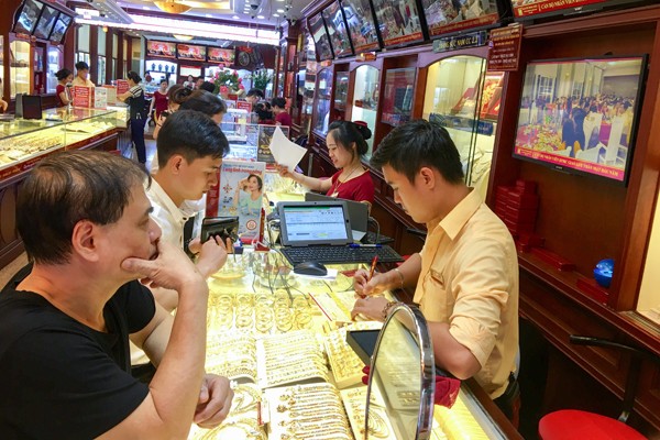 Nhu cầu trang sức nam tăng khá mạnh - ảnh 4