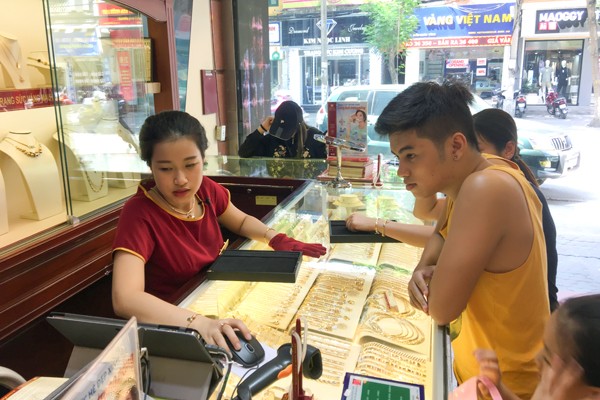 Nhu cầu trang sức nam tăng khá mạnh - ảnh 3