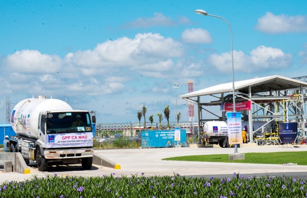 GPP Cà Mau xuất thử nghiệm thành công chuyến hàng LPG đầu tiên - ảnh 4
