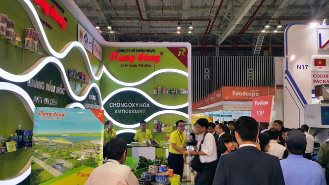 Nhựa Rạng Đông phát huy thế mạnh tại hội chợ quốc tế Vietnam Foodexpo - ảnh 3