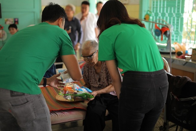 Năm nay, hàng ngàn người đã có thể yên vui đón Tết - ảnh 2
