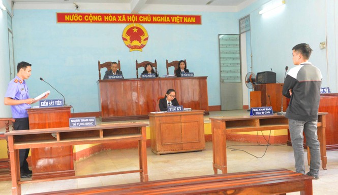 Ly kỳ chuyện cảnh sát điều tra phá án - ảnh 3 Ly kỳ chuyện cảnh sát điều tra phá án - ảnh 3