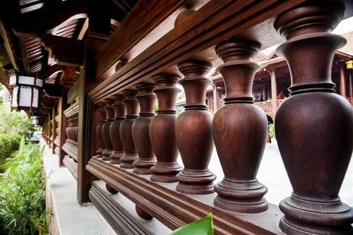 Cận cảnh ngôi nhà gỗ lim có giá 200 tỷ của đại gia Điện Biên - ảnh 10