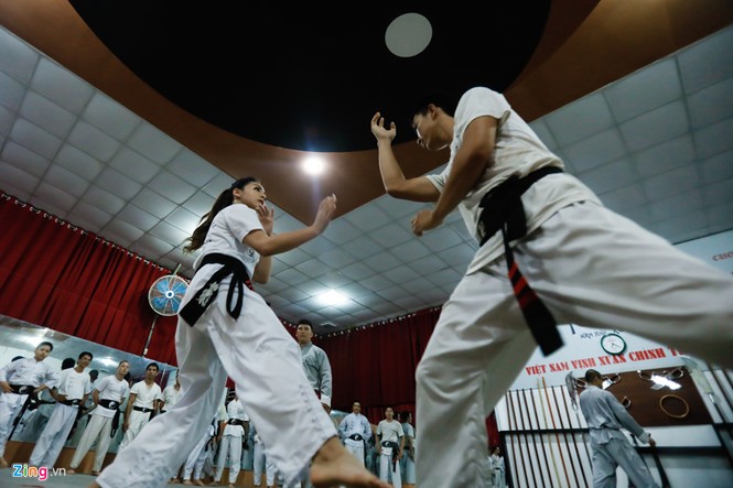 Con gái đại sư Nam Anh luyện quyền ở Sài Gòn - ảnh 2
