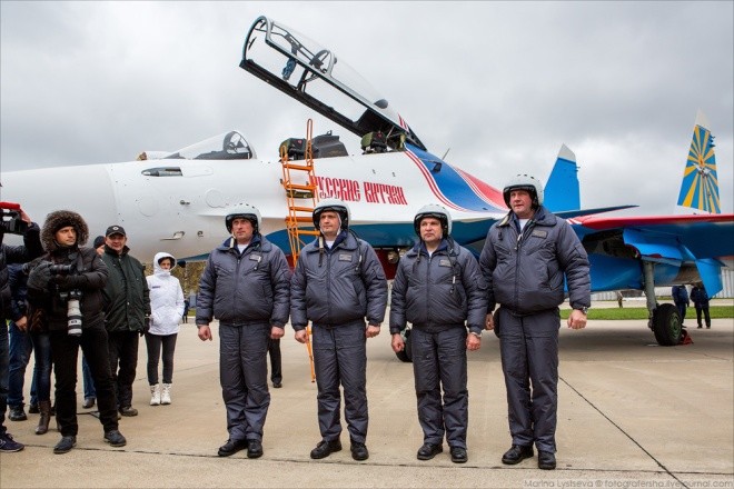 Phi đội trình diễn không quân Nga nhận tiêm kích Su-30SM - ảnh 2