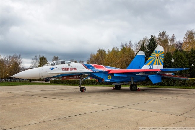 Phi đội trình diễn không quân Nga nhận tiêm kích Su-30SM - ảnh 3