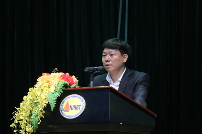 chủ nhật đỏ - ảnh 2