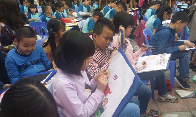 Thiếu nhi vẽ tranh về xâm hại tình dục - ảnh 2