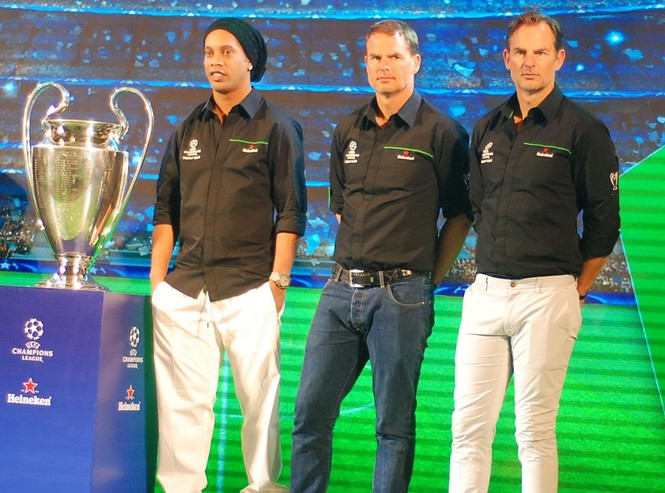 Ronaldinho lần thứ 2 đến Việt Nam - ảnh 4