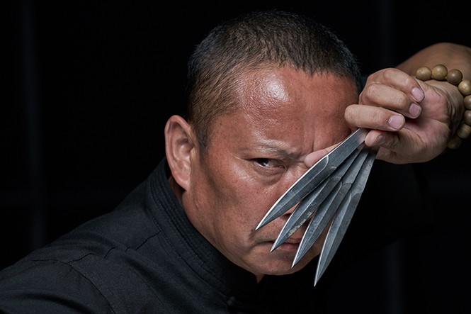 Bàn tay “dị thường” của võ sĩ Thiếu Lâm kung fu - ảnh 1