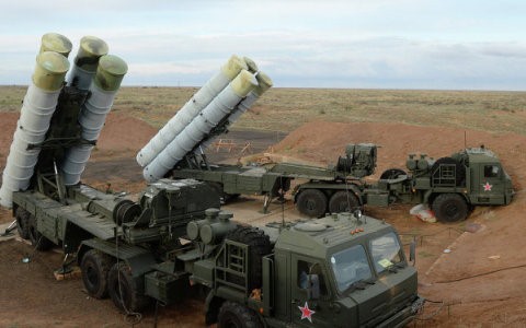 Giao tranh dữ dội, xe tăng khai hỏa rung chuyển Syria - ảnh 1