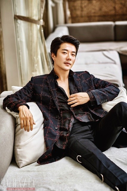 Tài tử Kwon Sang Woo khoe cơ 6 múi hoàn hảo ở tuổi 40 - ảnh 3