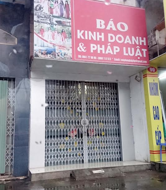 Bắt trưởng văn phòng và hai phóng viên báo Kinh doanh và Pháp luật tại Hải Phòng - ảnh 1