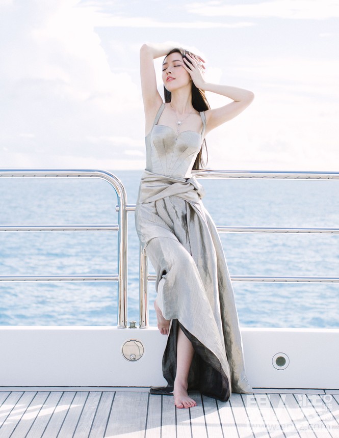 Cũng nhờ thành công của bốn phần phim này, Quách Bích Đình nhanh chóng gây dựng được tên tuổi trong làng giải trí Hoa ngữ đầy khắc nghiệt.