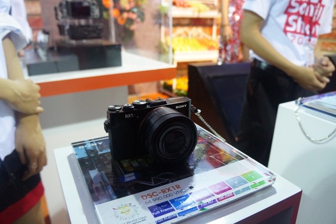 Kính thông minh và TV 4K gây sốt ở Sony Show Hà Nội - ảnh 9