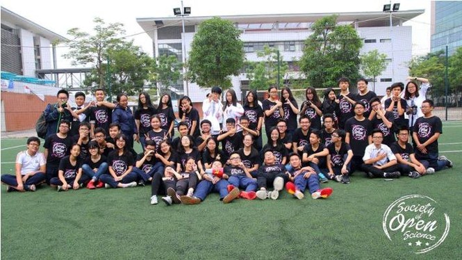 Cùng học sinh Amsterdam ‘chạm tay’ vào khoa học - ảnh 4