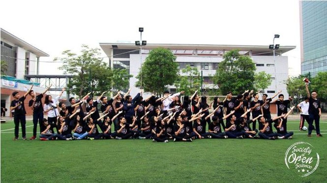 Cùng học sinh Amsterdam ‘chạm tay’ vào khoa học - ảnh 5