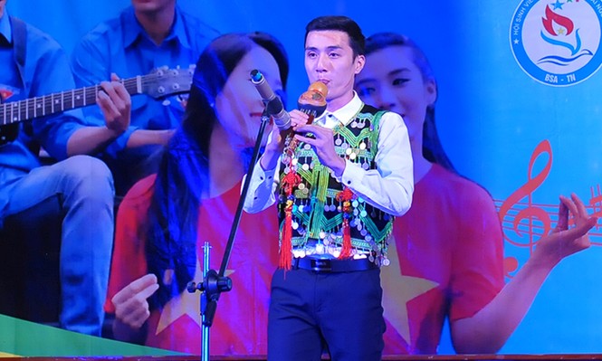 Ấn tượng đêm nghệ thuật sinh viên Bắc Giang tại Hà Nội - ảnh 10