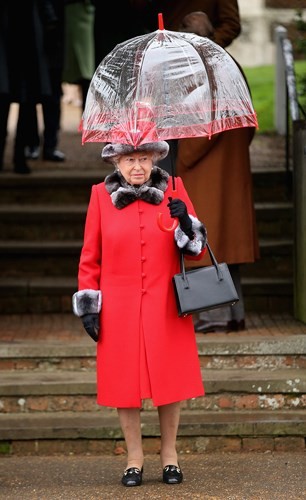 Tiết lộ thú vị về những chiếc ô của nữ hoàng Anh Elizabeth II - ảnh 4