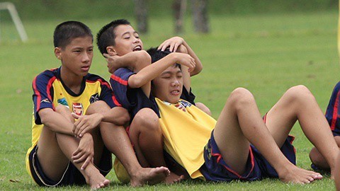 Mổ mũi mà không được Văn Toàn hỏi thăm, Xuân Trường dỗi: