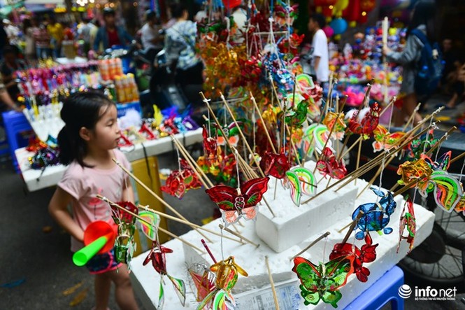 Xuất hiện đèn lồng siêu mini độc đáo làm bằng thủ công - ảnh 4
