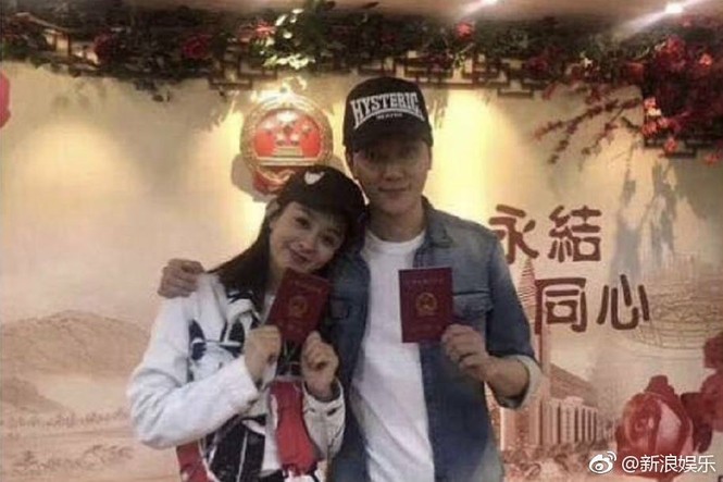 Sinh nhật có hoa, có bánh lại có