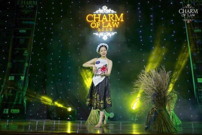 Mãn nhãn với đêm thi tài năng của Top 20 cuộc thi Charm Of Law 2018 - ảnh 6