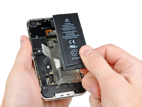 Người dùng iPhone cần nhanh chóng làm điều này trước khi 2018 kết thúc! - ảnh 1