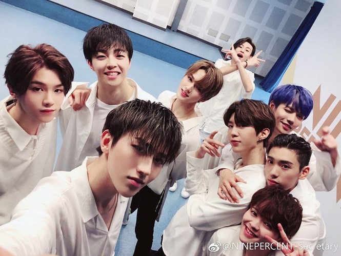Cạnh tranh với Chu Nhất Long, TFBOYS có thể trở thành “Ông hoàng Weibo” một lần nữa? - ảnh 2