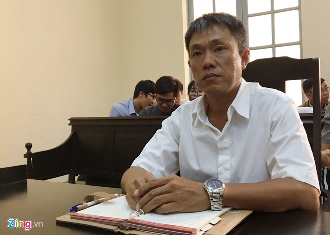 Họa sĩ Lê Linh thắng kiện, đòi được tác quyền