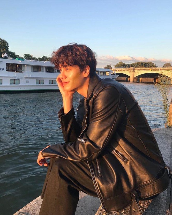 Thầy giáo người Hàn đẹp trai như Cha Eun Woo gây bão, fan đua nhau đòi thầy kèm riêng - ảnh 9